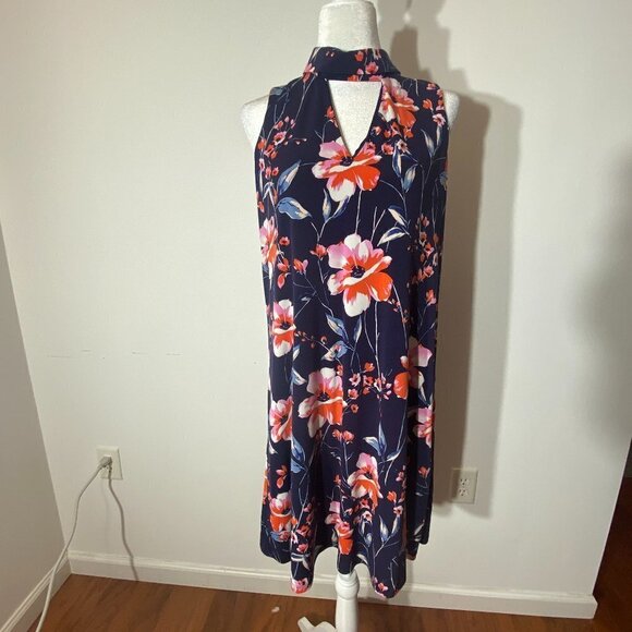Ivanka Trump Dresses & Skirts - Women's Ivanka Trump Choker Collar Floral Sleeveless Tent Dress - Size Large